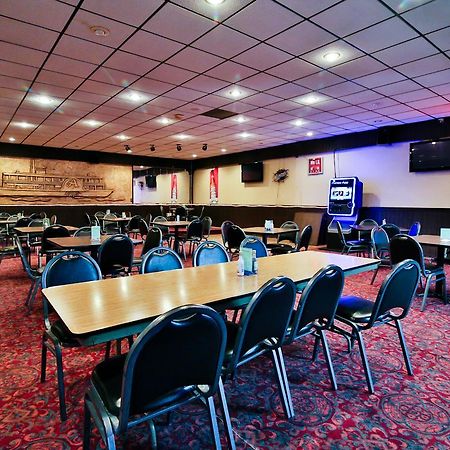 Great American Inn & Suites Devils Lake Екстериор снимка