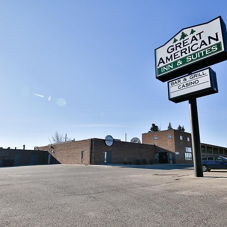 Great American Inn & Suites Devils Lake Екстериор снимка