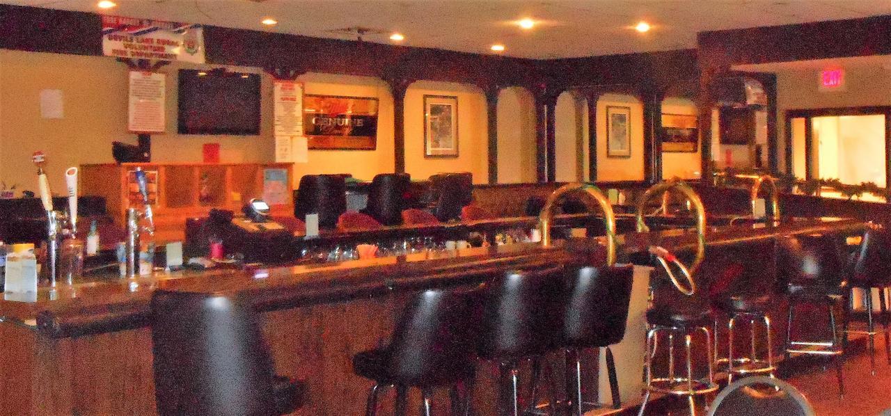 Great American Inn & Suites Devils Lake Екстериор снимка